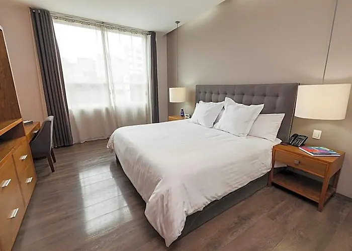 Del Angel Aparthotel